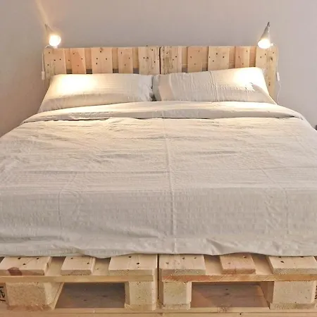 La Casa Di Milly Appartement Alba  Kamer foto